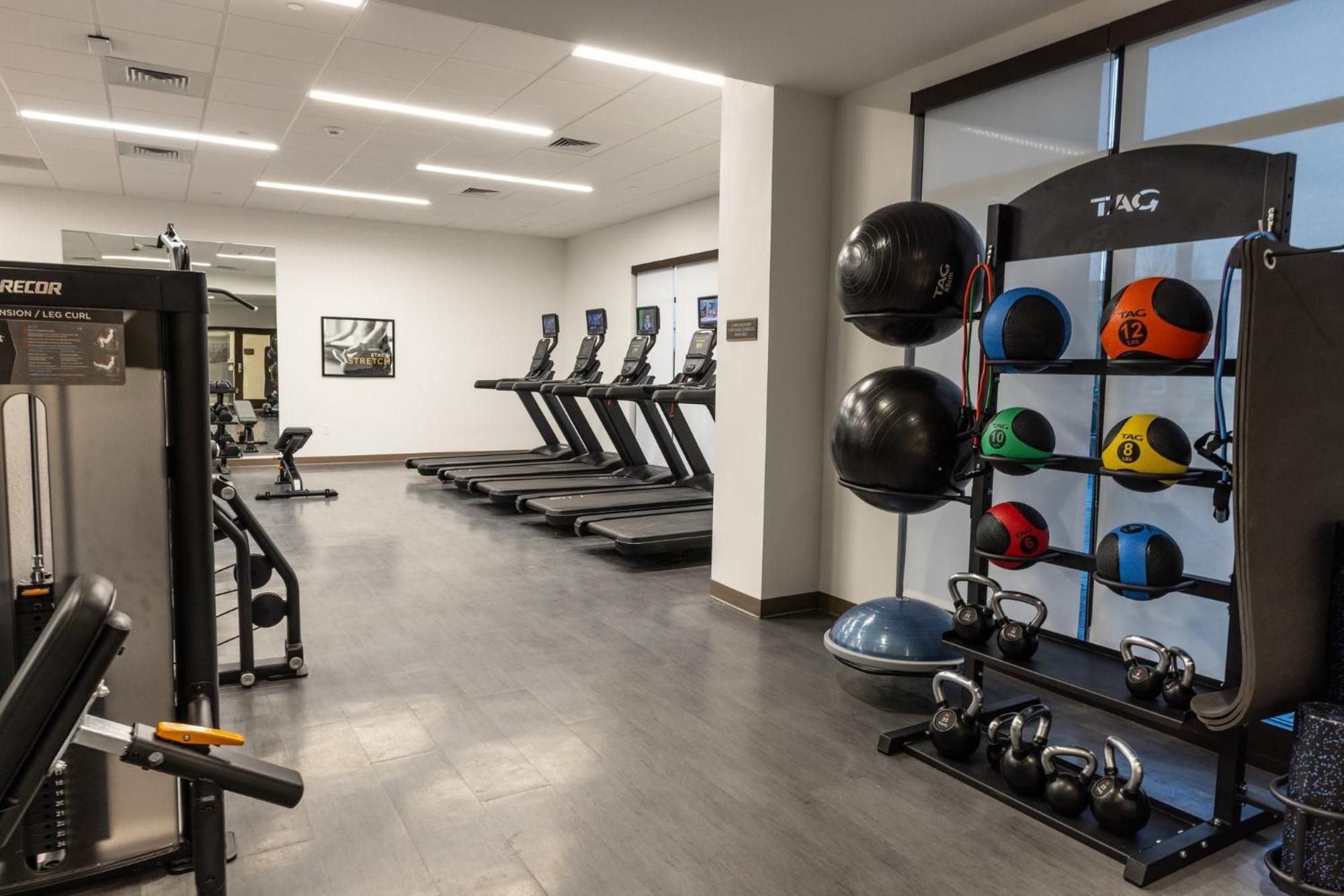Staybridge Suites Greenville - Medical Center By Ihg Extérieur photo